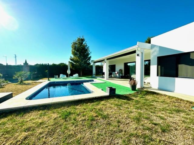 Ole Tu Andalucia Villa Sanlúcar la Mayor Eksteriør bilde
